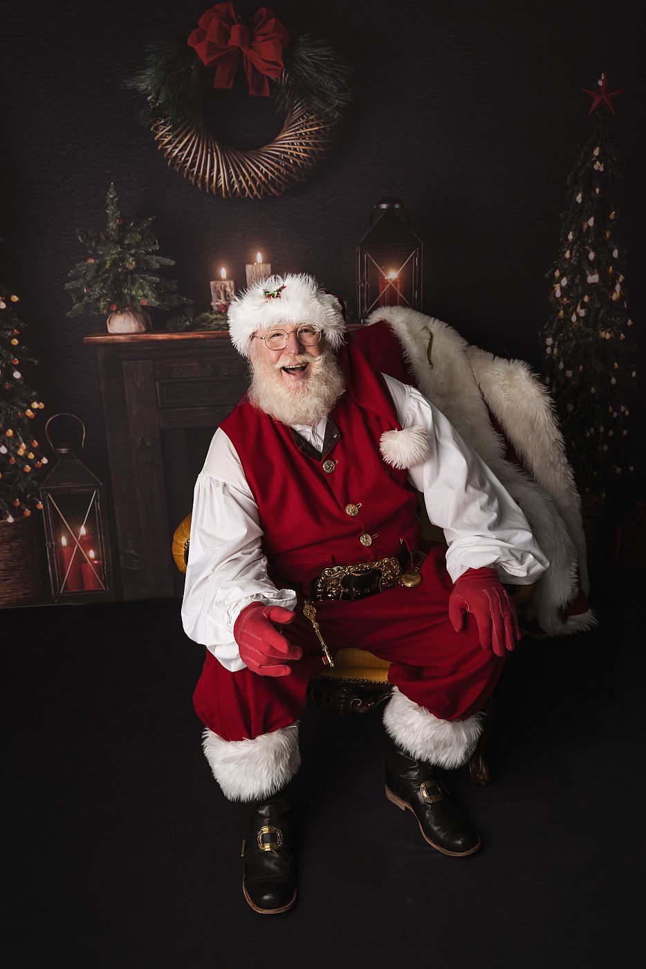 210429 Santa Promo Shots-8942.jpg